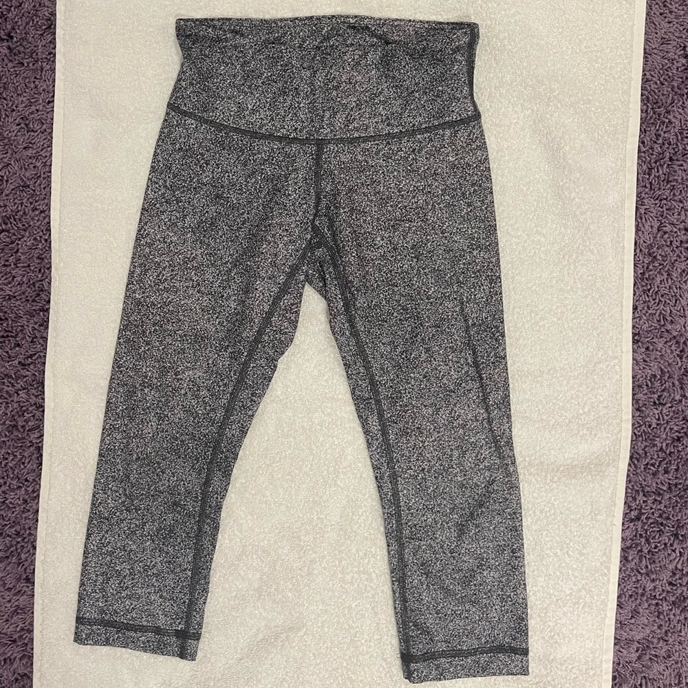 Lululemon cropped leggings